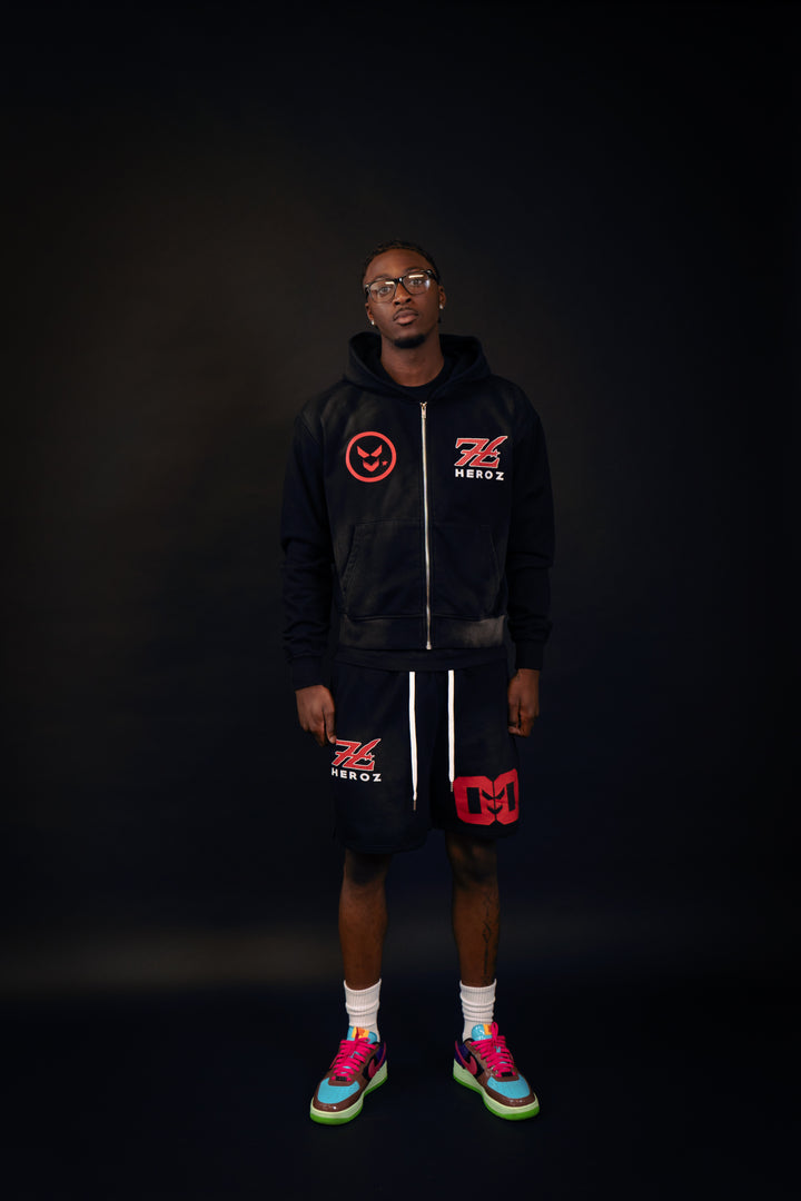 Zip Up - Black/Red